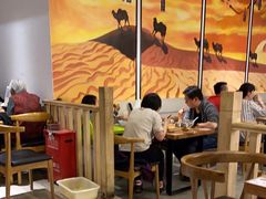大堂-嘻小北·兰州清汤牛肉面(太平洋森活天地店)