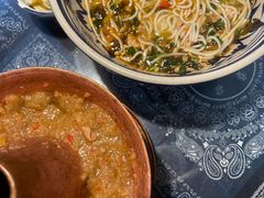 炊锅鸡-蜗牛小馆醉乡民谣云南菜(惠新西里店)