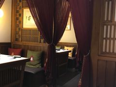 卡座-一叶一世界•素食餐厅(环球中心店)