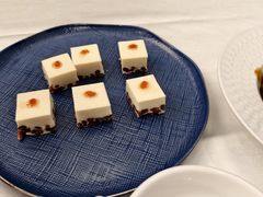 -品海楼·大连海胆锅贴馆(东港店)