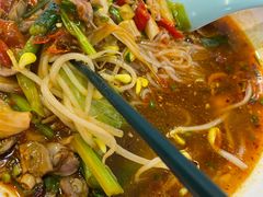 -哇蛙牛功夫面渝都料理(龙阳广场店)