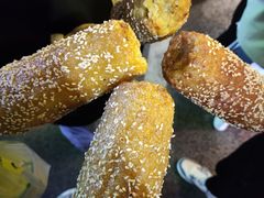 -大学城商业街美食城