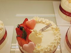 -花花卷卷·鲜食蛋糕(泉屋店)