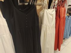 -优衣库(上海正大广场店)