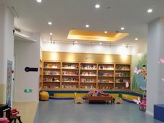 -戊辰亲子游泳俱乐部