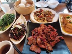 -隔壁老王·家常云南菜(花巷店)