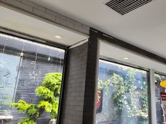 -毛辣果·贵州红酸汤牛肉火锅(西单店)