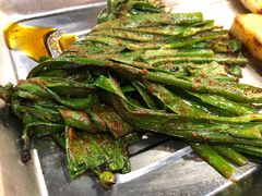 -江城燕子大排档(江汉路步行街店)