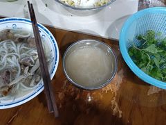 -小倪羊肉米线馆