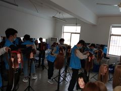 -艺采红鹰职业培训学校