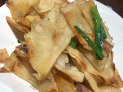 腊味炒豆丝-董厨煨汤馆(车站路店)