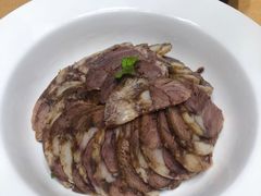 跳水小牛肉-观宴中餐厅