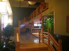 -菲拉拉漫温泉(东环路店)