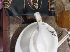 -三人行骨头王火锅(长寿店)