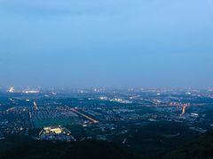 -鬼笑石后山停车场