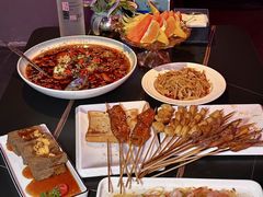 -粉墨特色菜·烧烤音乐酒馆
