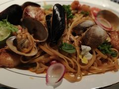 -Oasis Bar & Grill