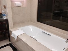 -汕头龙光喜来登酒店