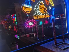 -路边边地标烧烤·川菜·小龙虾·音乐酒馆(良乡长虹店)
