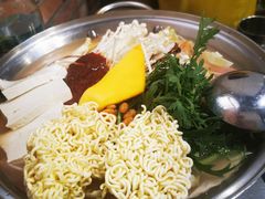 部队火锅-富乐满韩国正宗炸鸡韩国料理(虹泉路店)