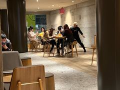 -星巴克臻选(济南恒隆店)