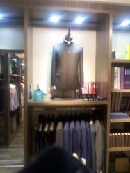 点击看大图 -优刻西服西装定制(金轮国际广场店)