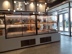 面包甜点陈列柜-奈雪的茶(中粮祥云小镇店)