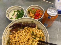 -梅溪·小伙子干挑面(安吉总店)