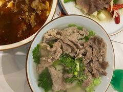 -犇逸·乐山跷脚牛肉·四川现炒(览海店)