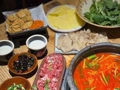 -贵厨酸汤牛肉(花果园国际中心店)
