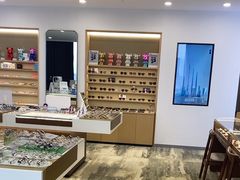 -三目眼镜·蔡司视觉合作店(青浦宝龙店)