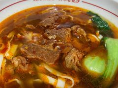 招牌红烧牛肉米粉-呷佬·长沙手工米粉(金沙江路店)