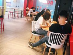 用餐区-肯德基(福清万达店)