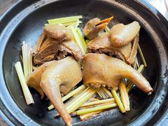 香茅焗乳鸽-御彩酒家(东风东路店)