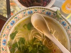 -金杨拉面王小吃面馆·牛三宝面·红烧牛肉粉