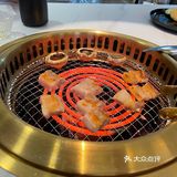 油脂又在口中爆开，过瘾到爆！鹅肝炒饭也是一绝