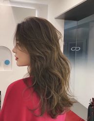 -BULB STUDIO 巴柏明星发型工作室