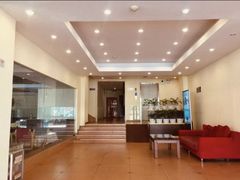 -如家酒店(青岛哈尔滨路万科城双山地铁站店)