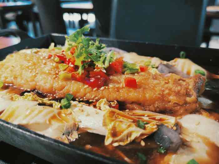 大萌鱼无骨烤鱼捞饭(新街口店)-"环境一般,但是味道不错价格不错,强烈