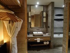 -重庆解放碑威斯汀酒店