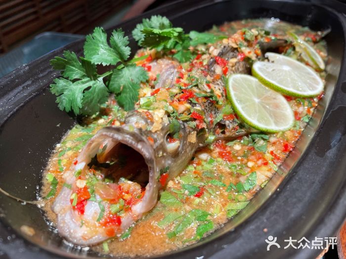 岘港·越南料理(来福士店)岘港明炉辣味海鲈鱼图片