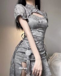 -租旗袍租礼服馆