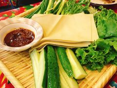 -闯关东东北农家菜(崂山石老人店)