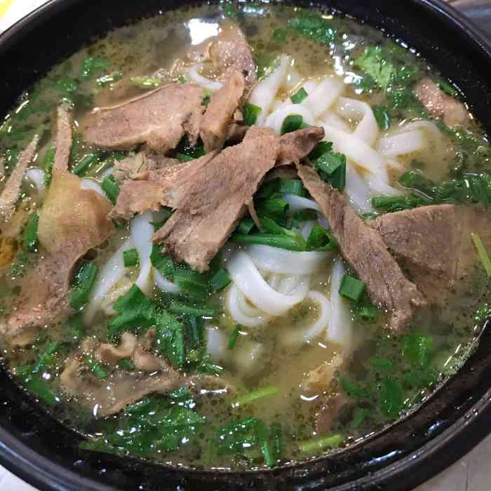 羊师奶羊肉粉(黄岐总店)-"双拼的中碗料十分足量,比粉还多.