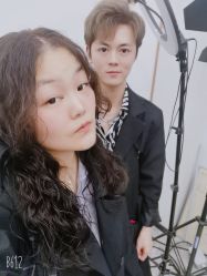 -V8潮牌·接发烫染连锁