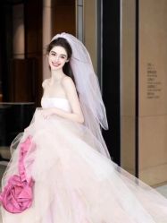 -Vera Wang婚纱礼服旗舰店