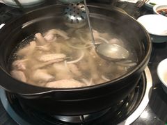 -东椰·海南椰子鸡火锅(朝阳门店)