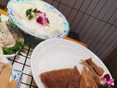 -山悦里 山野·鲜火锅(罗斯福广场店)