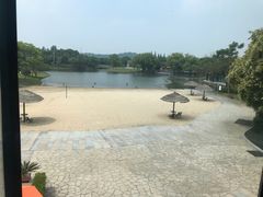 -上海佘山世茂艾美酒店