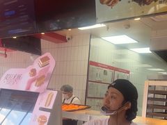 -读酥世家(松江新城地铁站店)